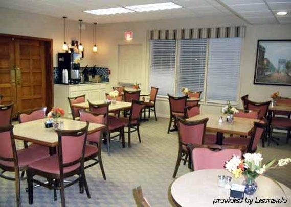 Clarion Hotel Buffalo Airport Williamsville Restoran fotoğraf