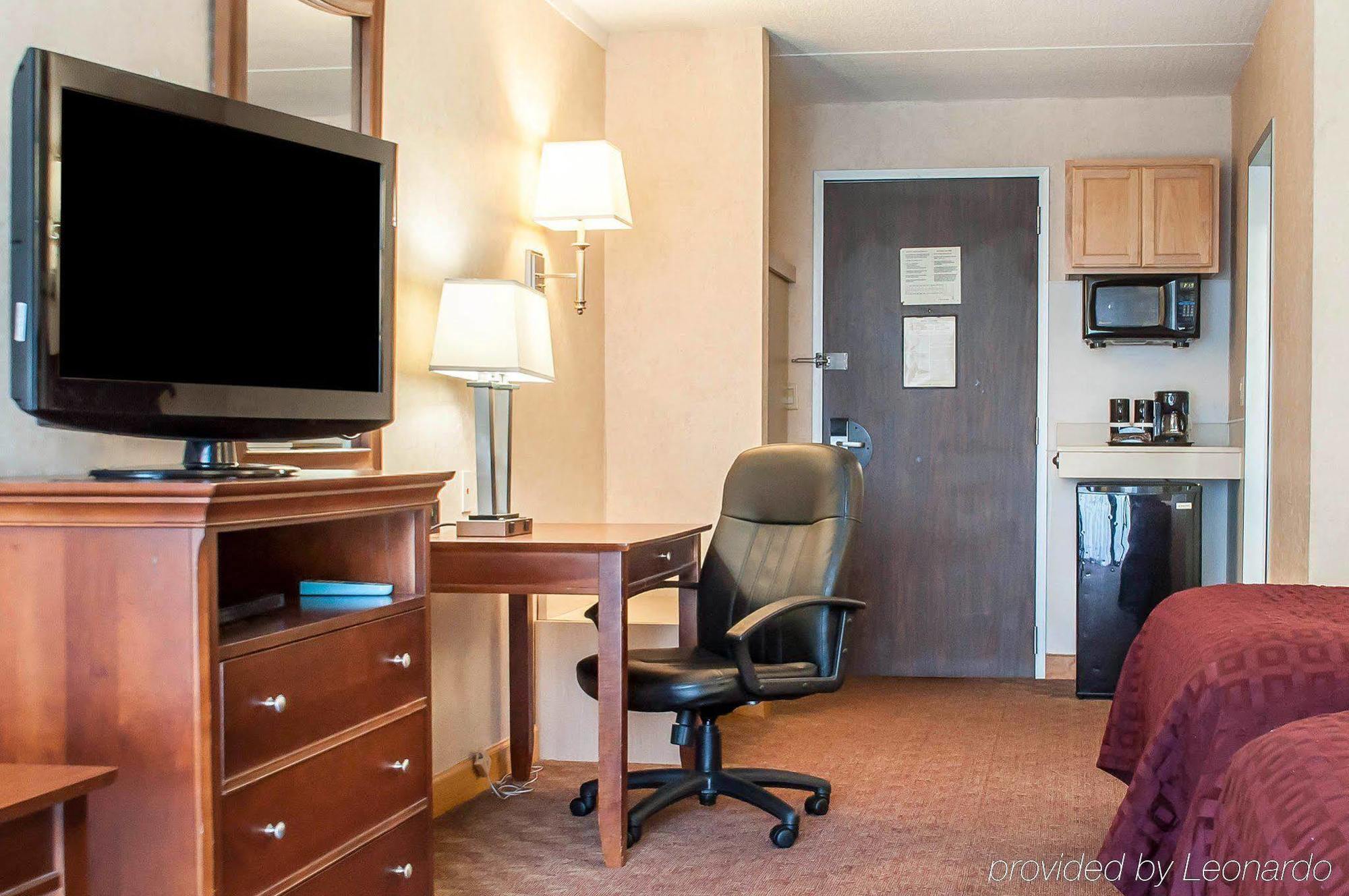 Clarion Hotel Buffalo Airport Williamsville Dış mekan fotoğraf